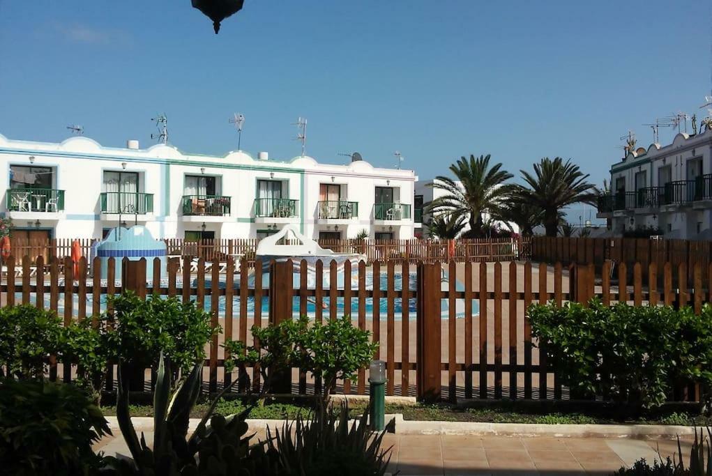 Magnifico Apartamento En Las Dunas De คอร์ราเลโฮ ภายนอก รูปภาพ